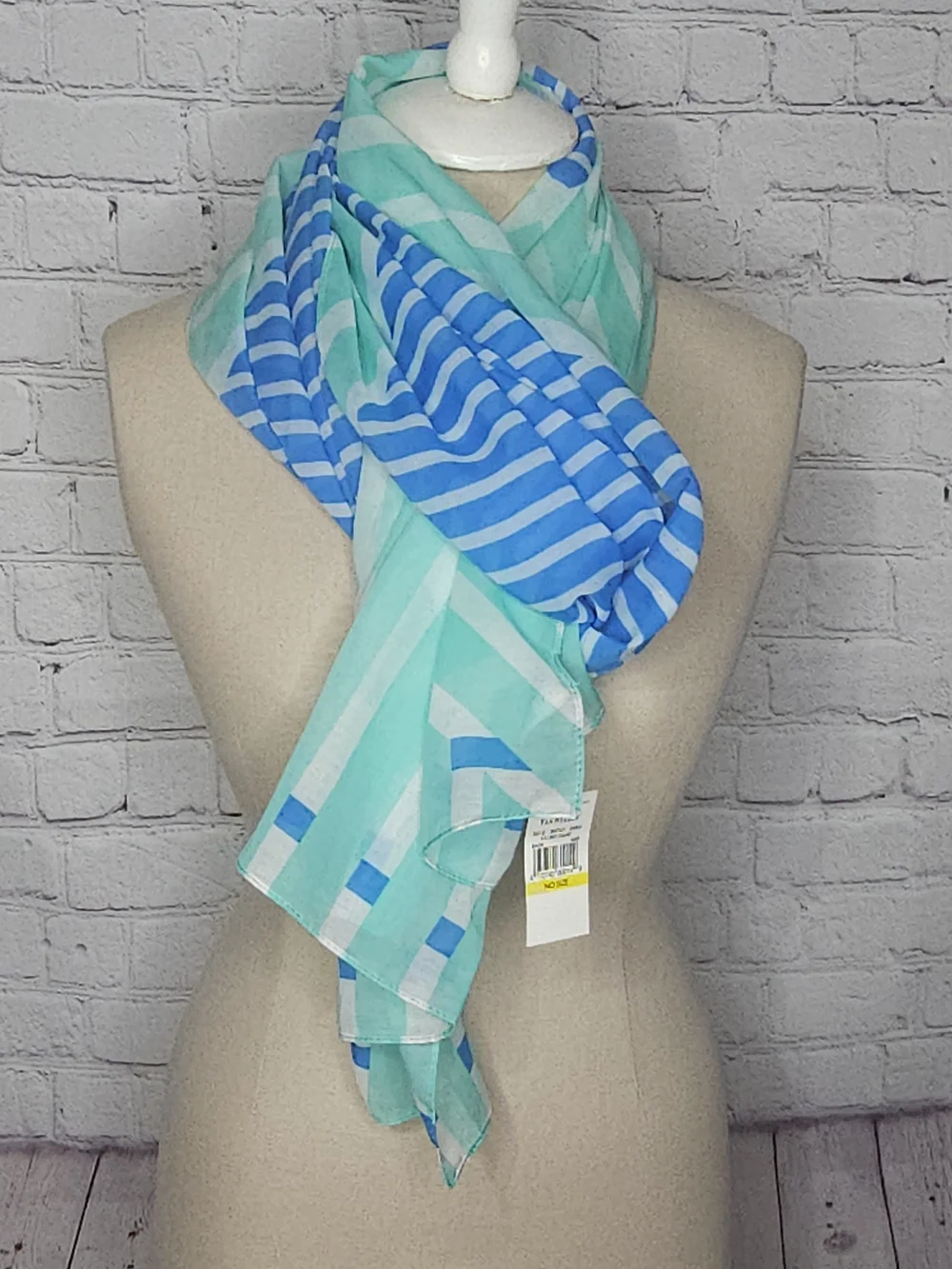 Van Heusen NWT Scarves & Wraps